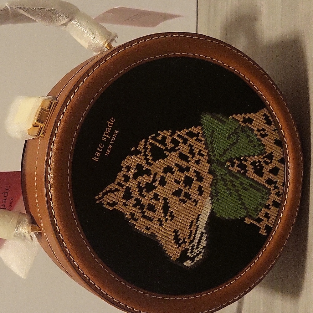 Kate Spade New York Lady Leopard Bag.